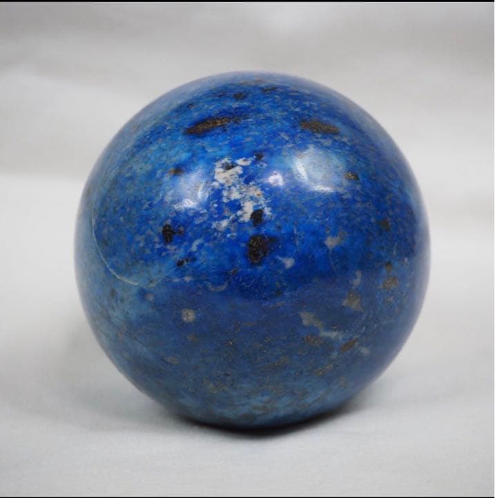 送料無料　天然石　ラピスラズリ　丸玉　75mm 690g