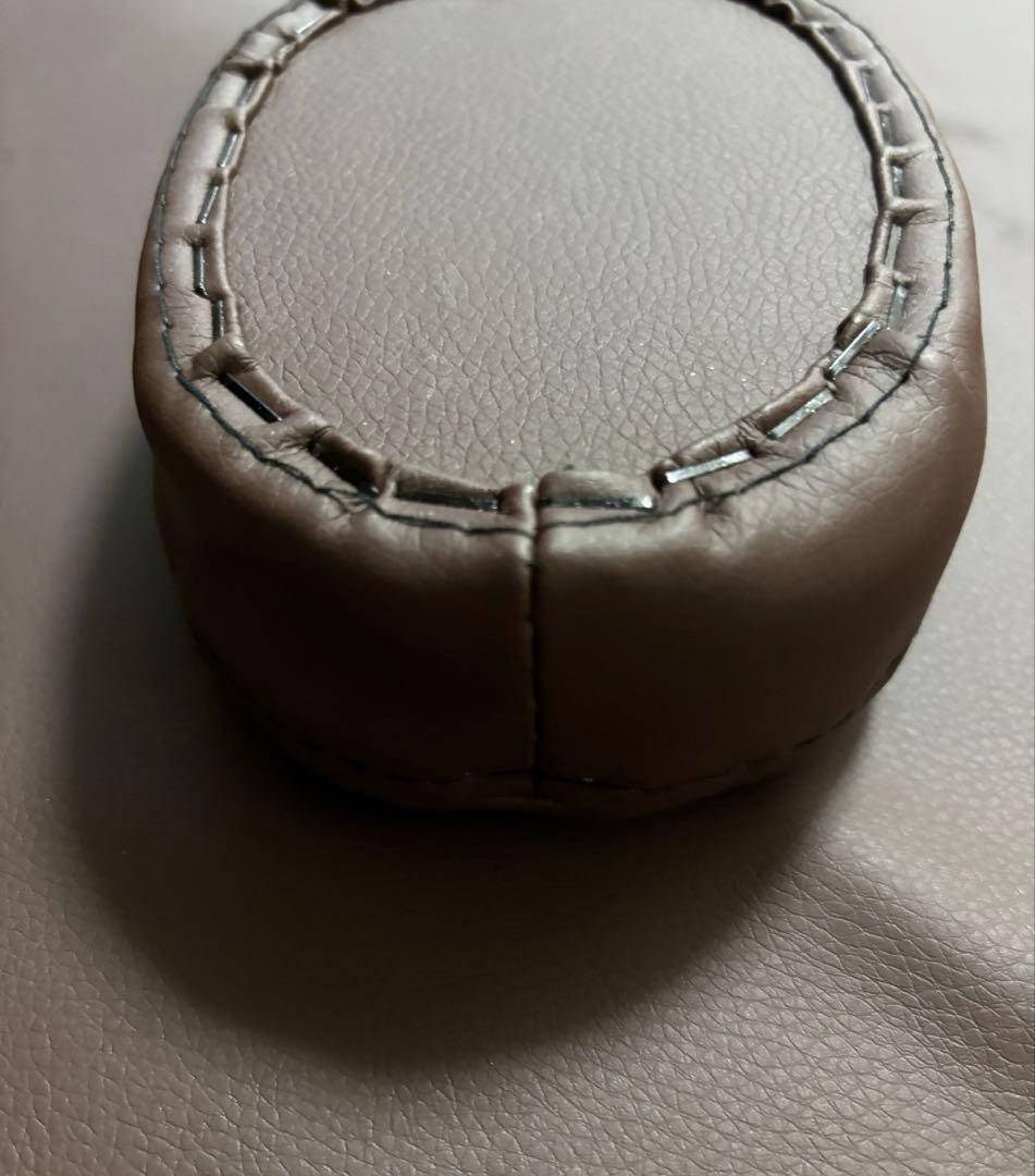 折りたたみ式のマッサージテーブル