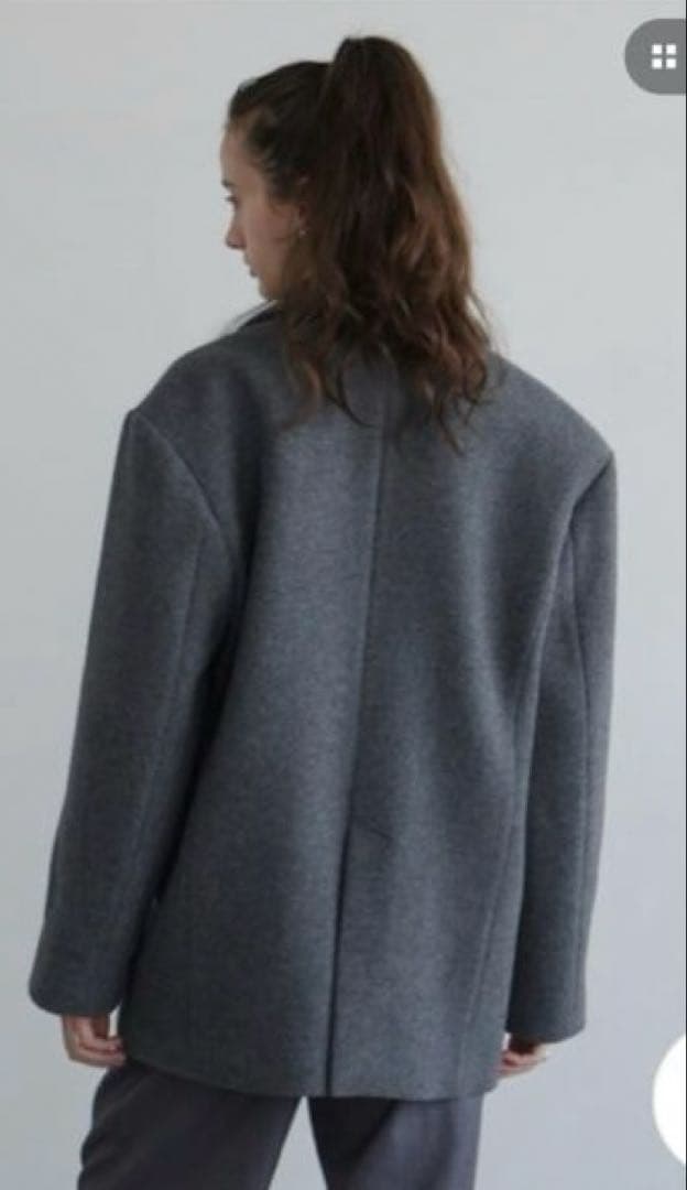 クラネ　OVER SHOULDER PEAKED LAPEL COAT 2