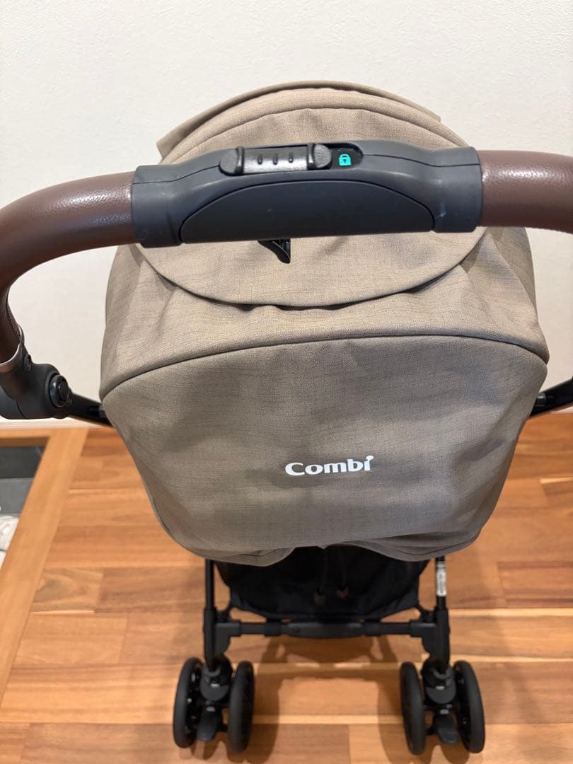美品★combiスゴカル plus エッグショック HZ グレージュ ベビーカー