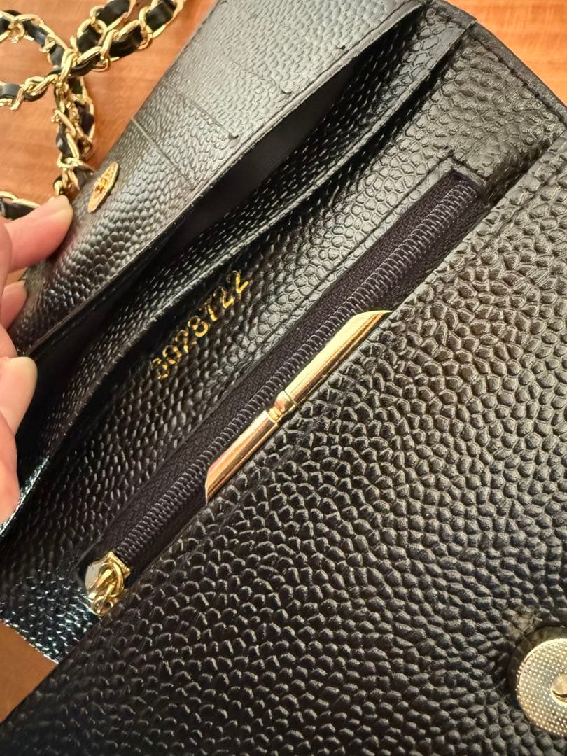 キャビアスキンレザーショルダーウォレット⭐︎本日限定価格