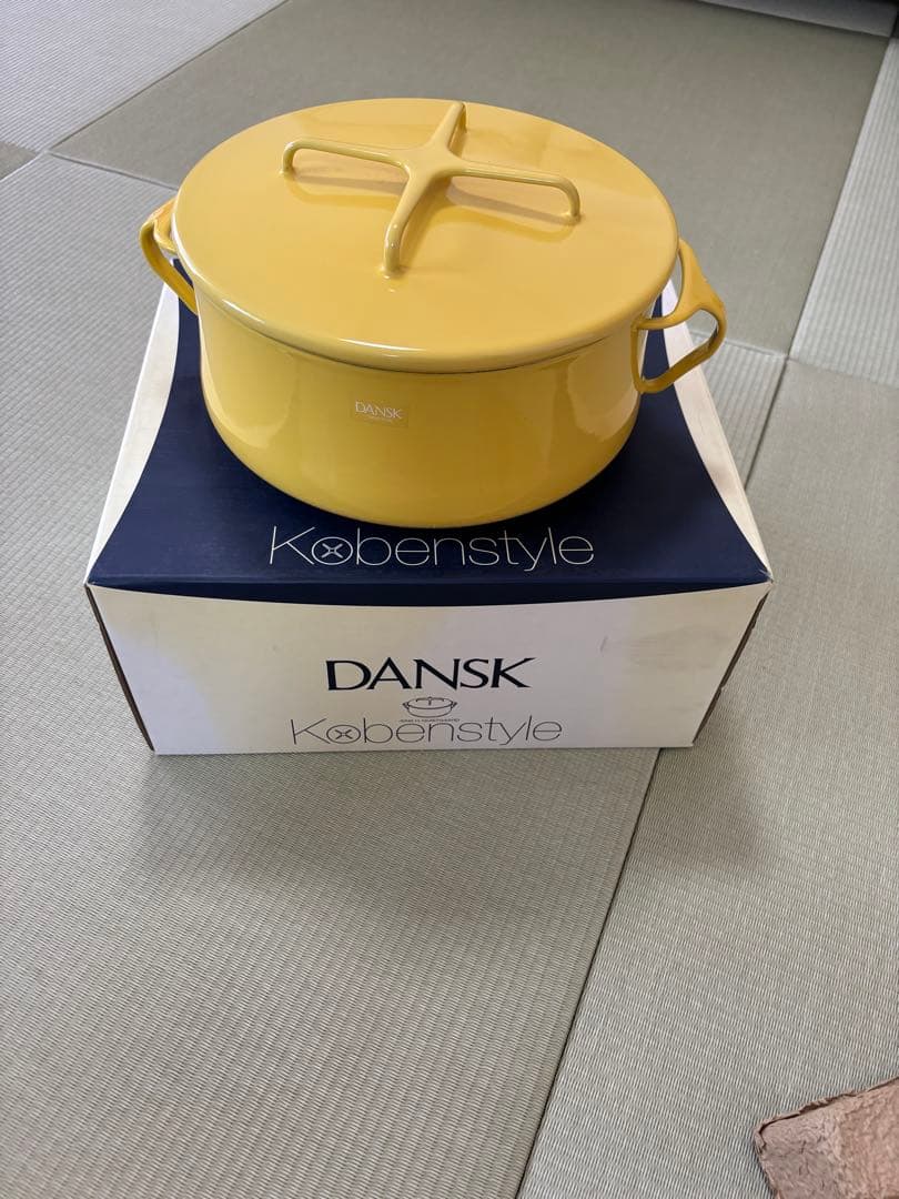 【新品未使用】DANSK ホーロー鍋 23cm 4Qt