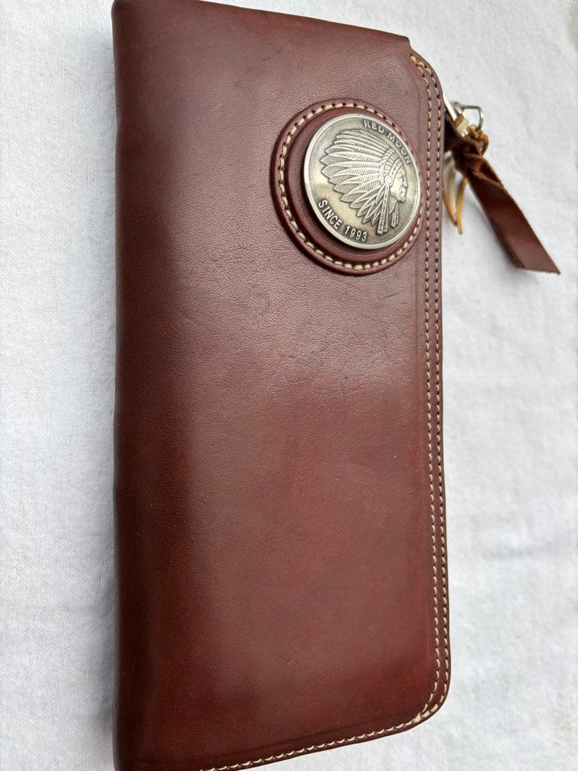 レッドムーン　財布
