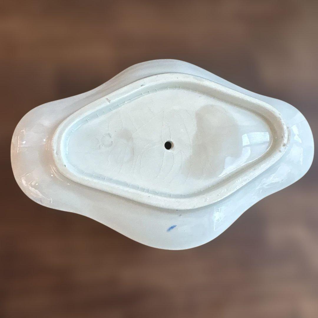 フランスアンティーク　ブルーのお花のソーシエール