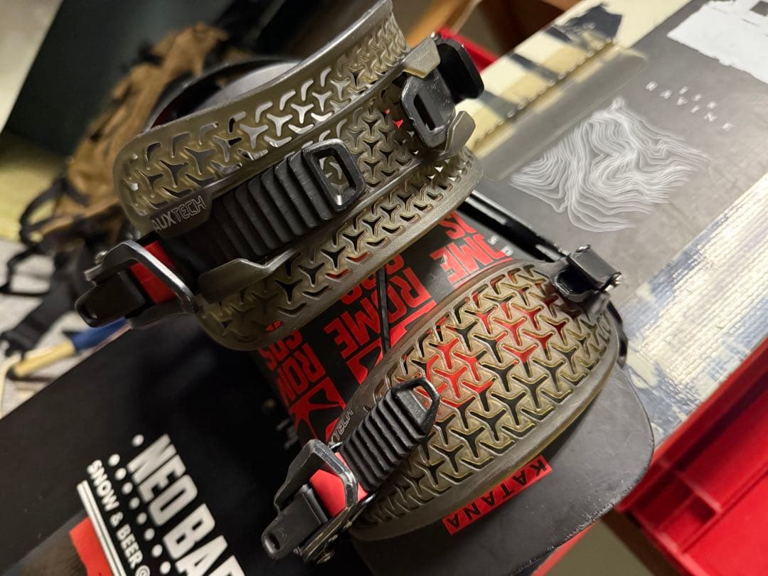 ROME SDS katana スノーボードビンディング レッド/ブラック