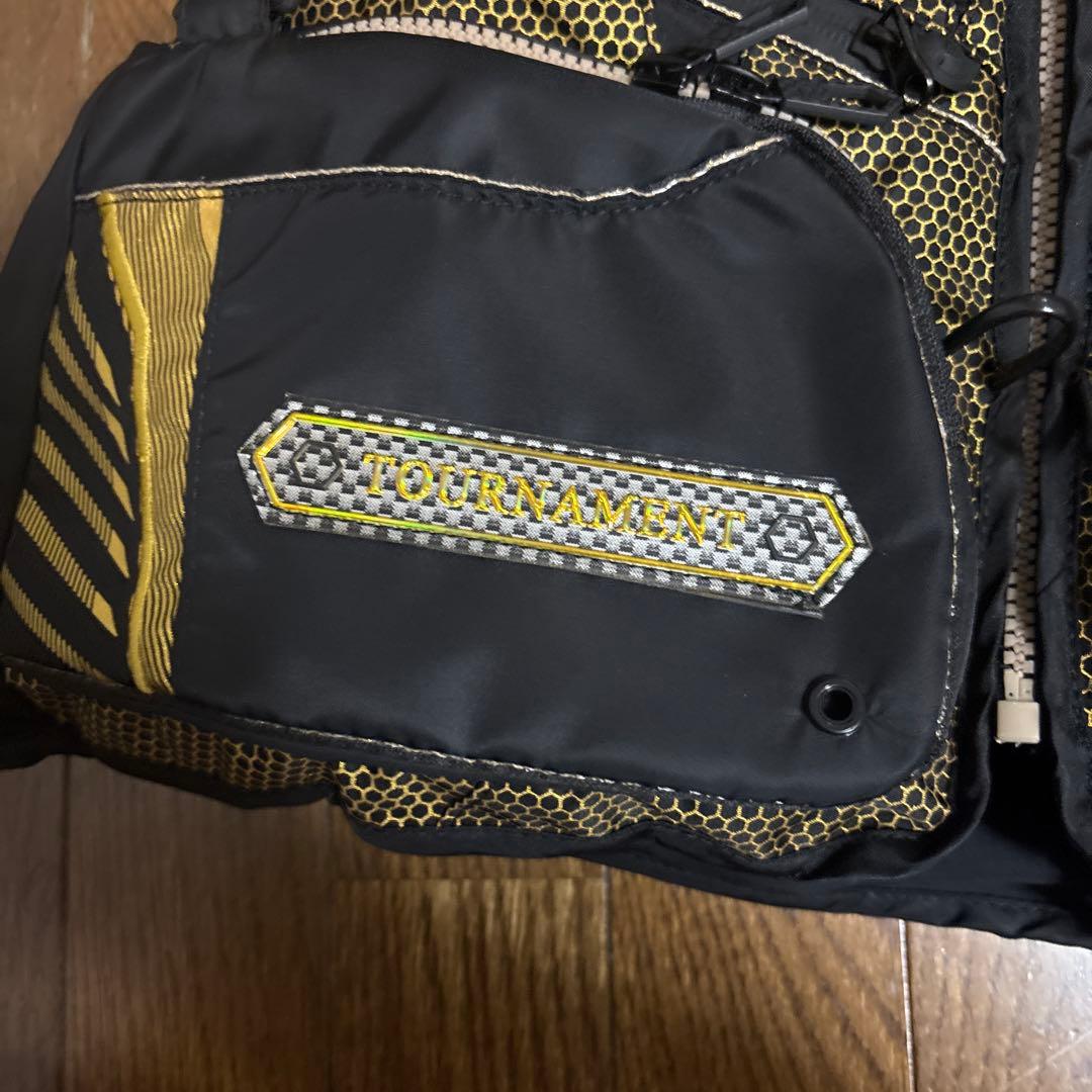 ダイワ トーナメントフローティングベストLサイズ