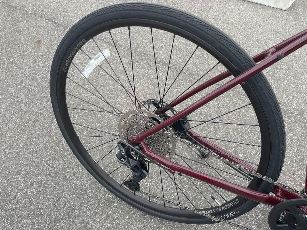 送料無料　トレックFX3 TREK