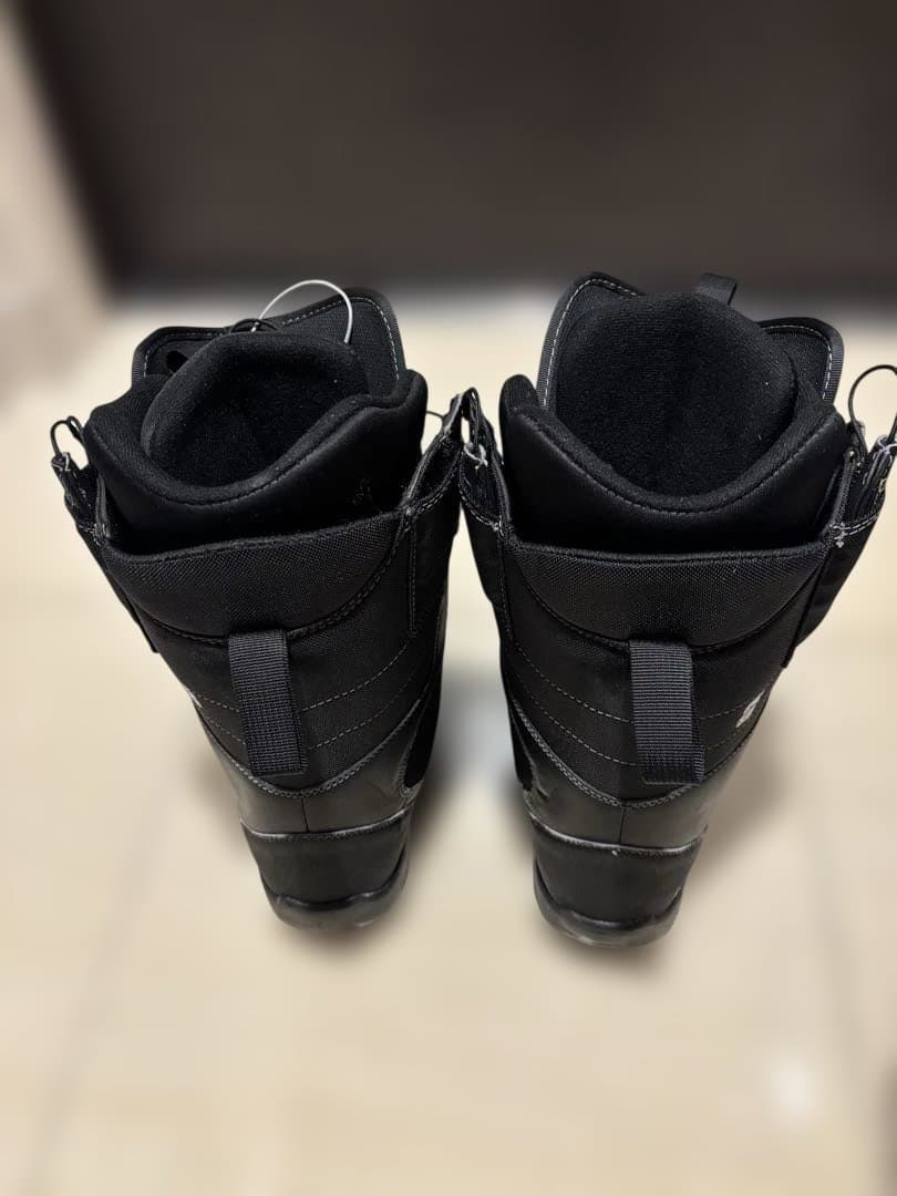 【FORUM】スノーボード　ブーツ　28センチ　ブラック