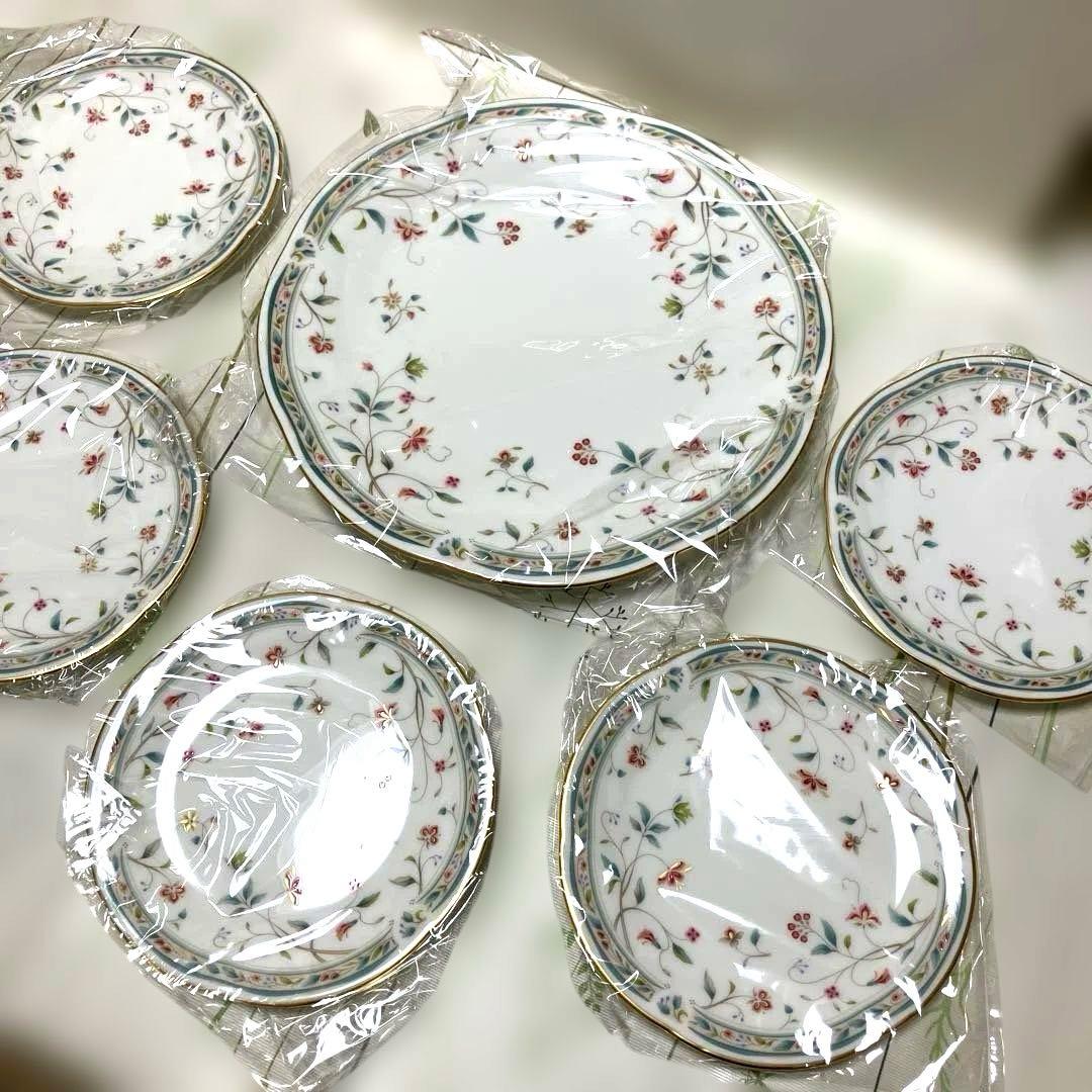 新品　NORITAKE プレート　25.5㎝×1枚　15.5㎝×5枚　花更紗　1