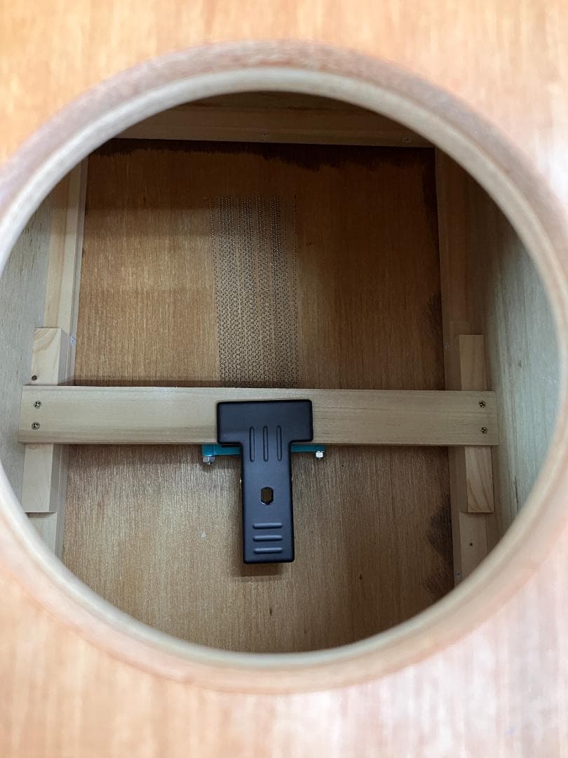 カホン（ケース付き）（ハンドメイド、スナッピー、ゴム足付き）