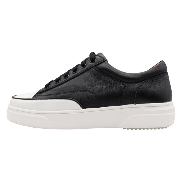 BENESU ベネシュ レザースニーカー　23cm