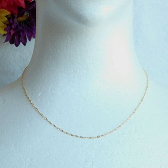 たかぼーい　k18ネックレス スクリューチェーン 1.3㎜幅