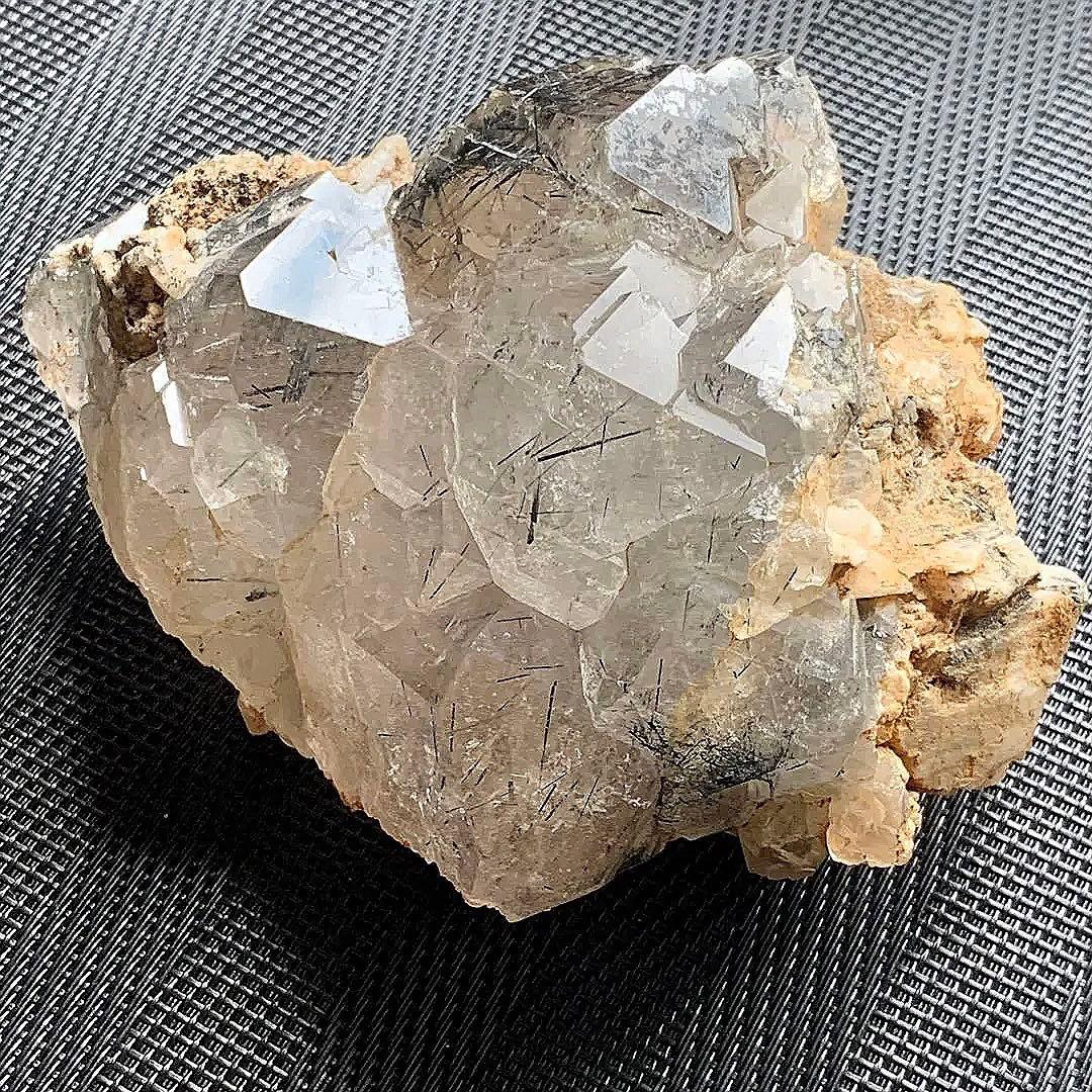 今だけ価格/シン・ザギマウンテンクォーツ40/黒針入り/巨大結晶/マルチポイント