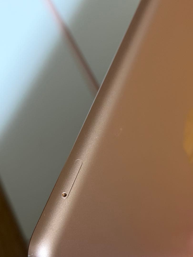 iPad 第8世代 128gb WiFi+Cellular ゴールド