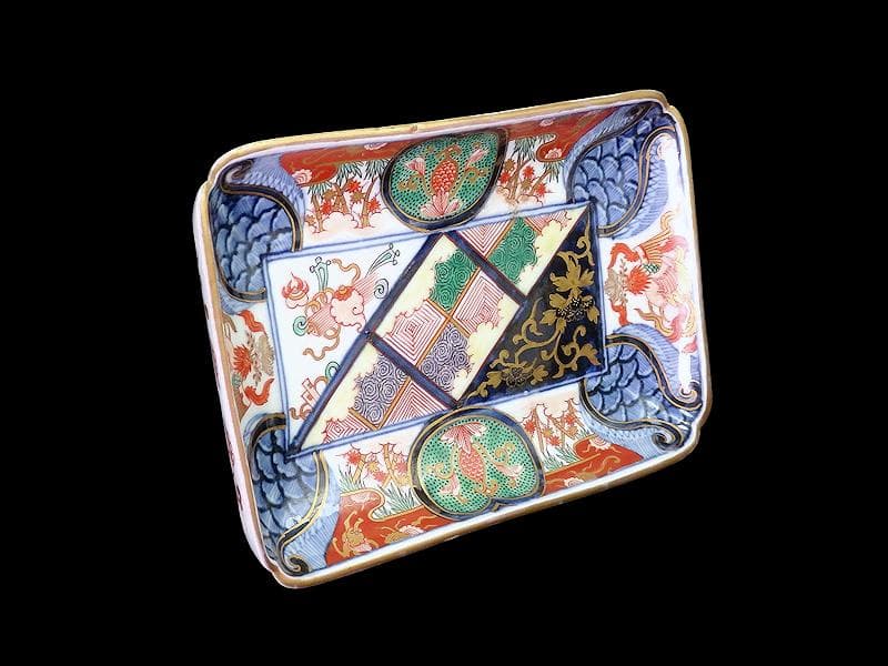 大聖寺伊万里　金襴手　宝尽くしに鳳凰　石畳紋の図　長皿　1296AS-DCn