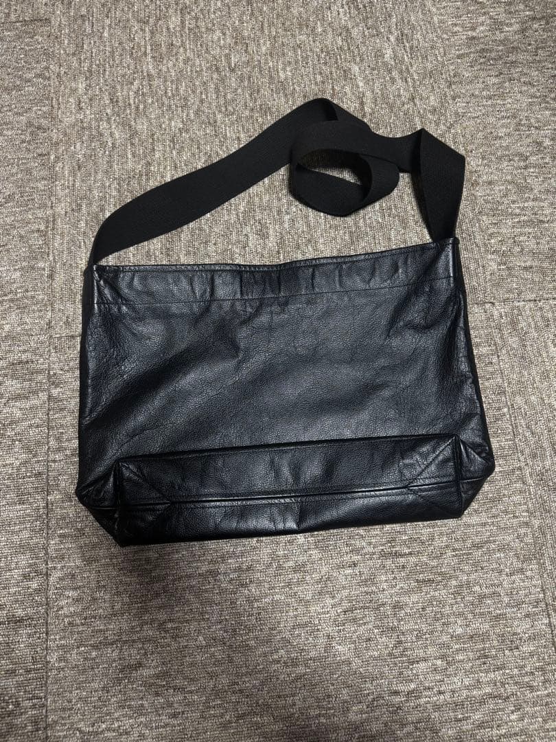 ヨウジヤマモト NOVELTY LEATHER CROSSBODY BAG