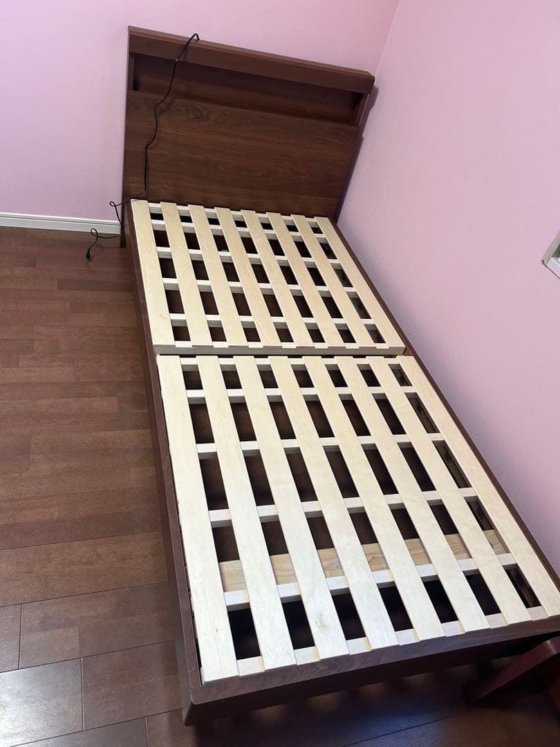 フランスベッド　新品未使用　照明付きフレーム