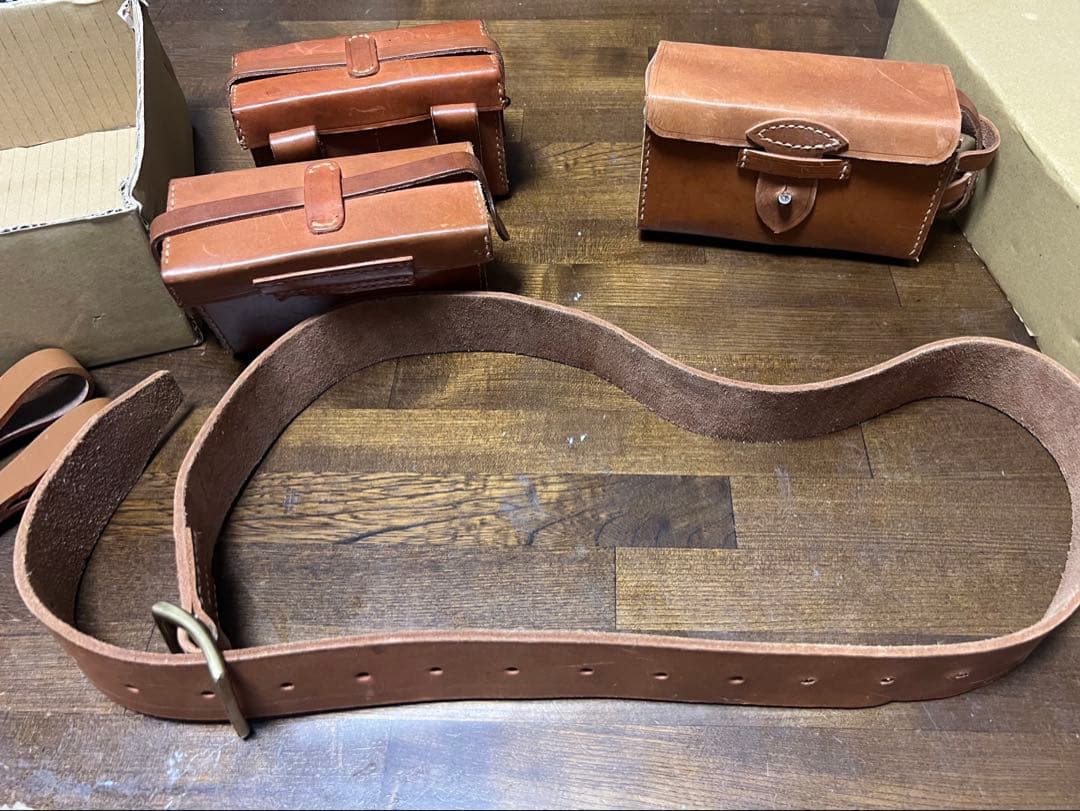 38式弾薬盒　レプリカ　剣帯付き