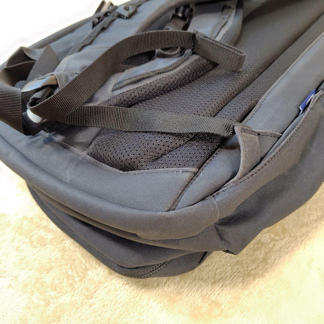 【完売品】Thule Aion トラベルバックパック 40L 旅行 出張 大容量