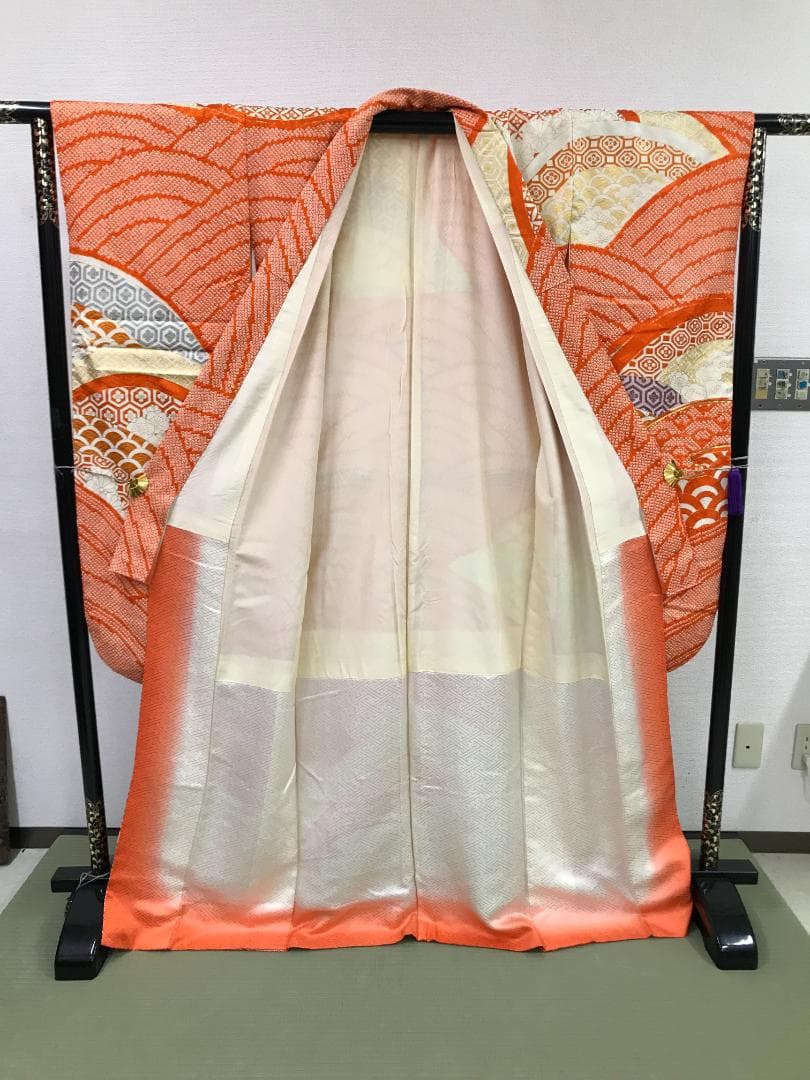 HG8847 振袖 絞り オレンジ 梅 松 菊 鱗 着丈約166.5ｃｍ 着物