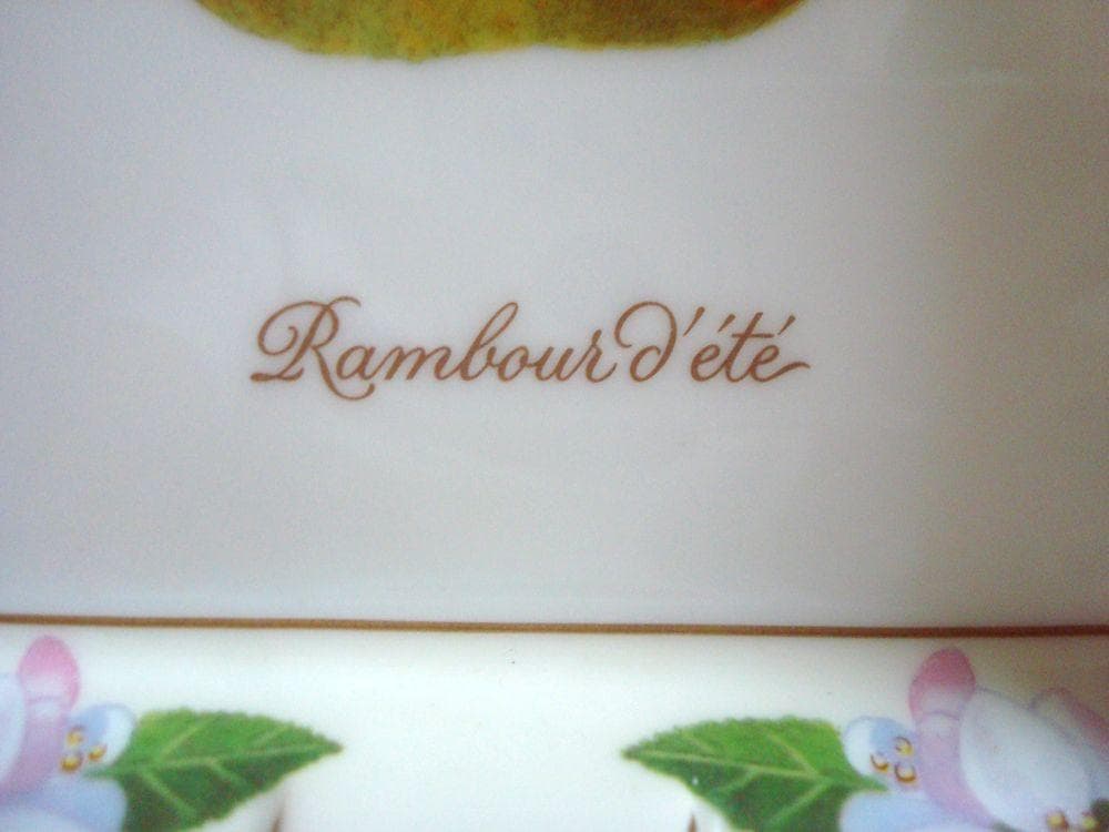 HERMES 　エルメス 　灰皿 　アッシュトレイ りんご