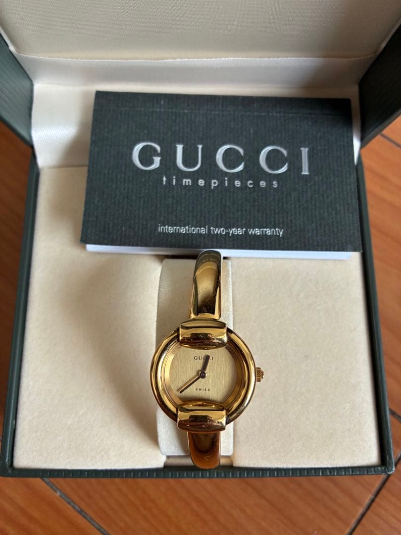 GUCCI グッチ 1400L レディース 腕時計 ゴールド文字盤 稼働品