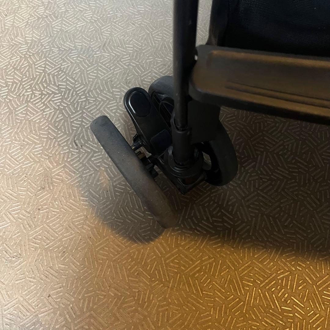 ri 様　Aprica ベビーカー ルンルンコンパクト　ベビザラス限定　A型