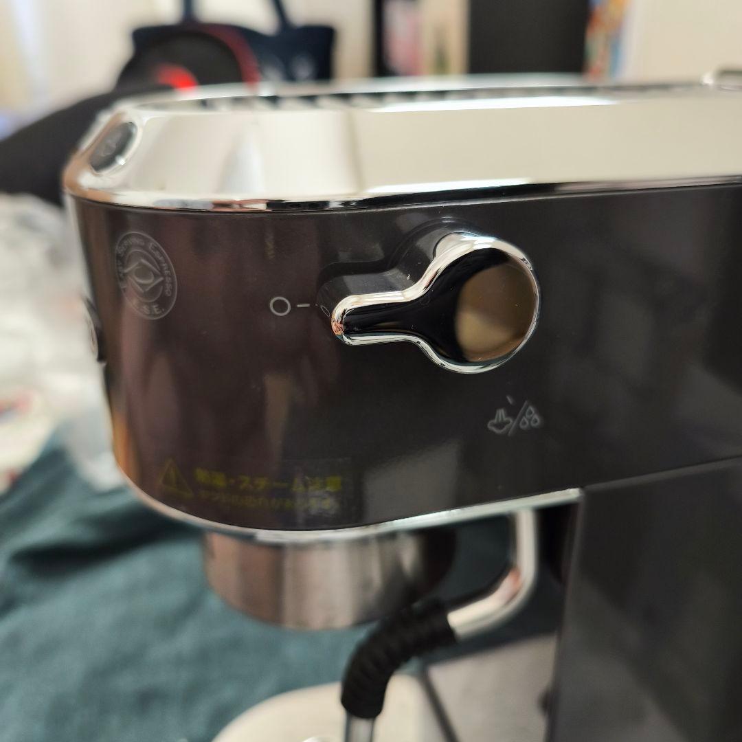 【美品】DeLonghi デディカ アルテ エスプレッソマシン EC885J