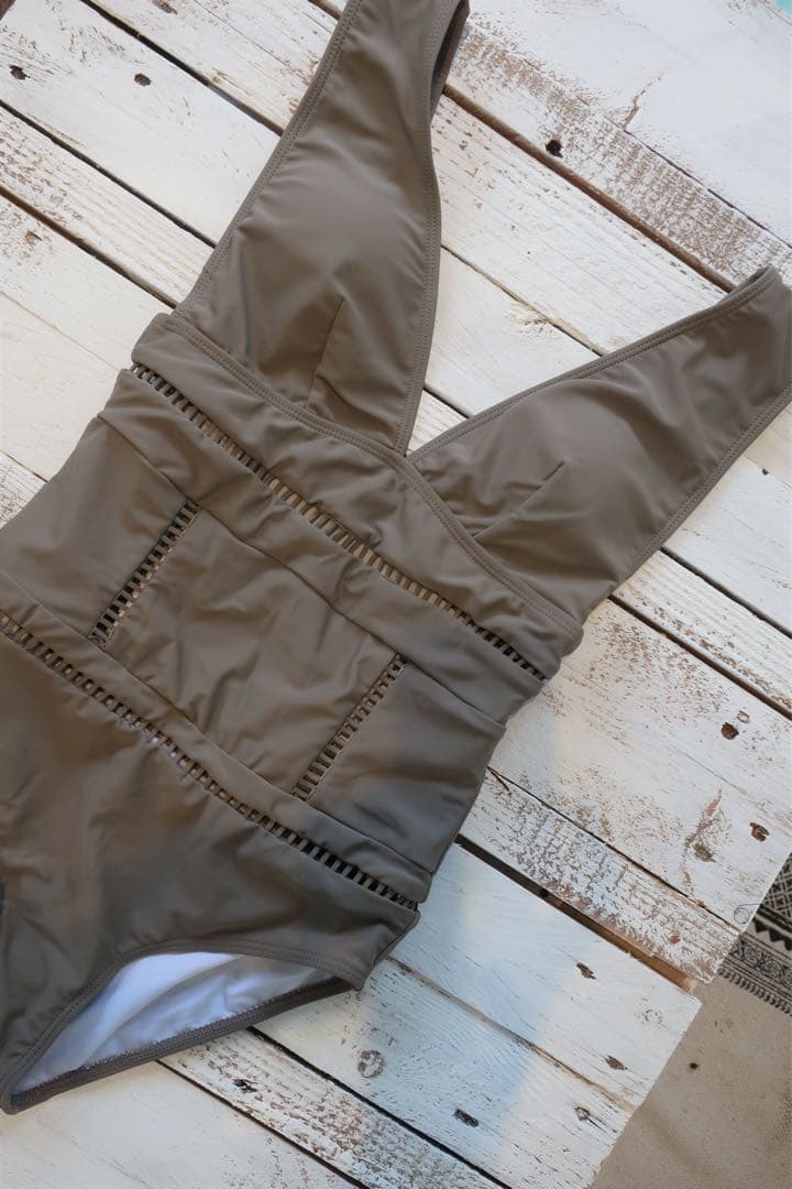 anzie ラダーカット グレージュ ワンピース 水着 スイムウェア