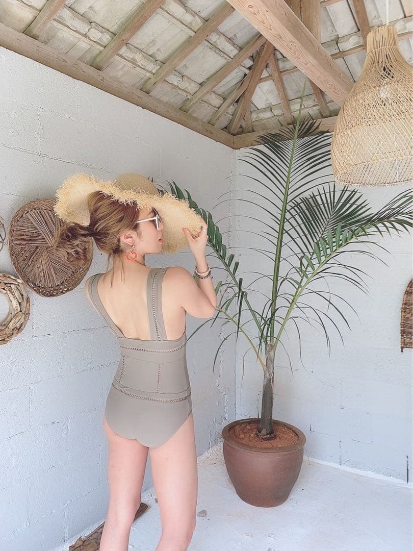 anzie ラダーカット グレージュ ワンピース 水着 スイムウェア