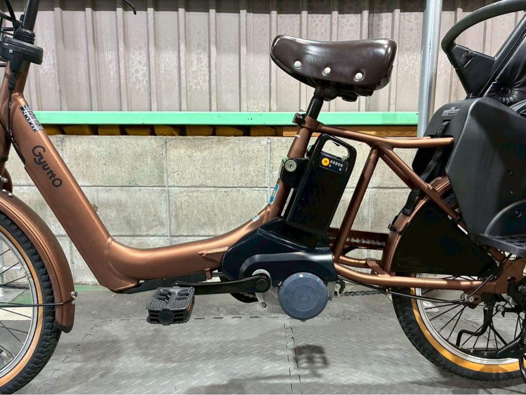 №8625電動自転車　パナソニック ギュット 20インチ✨美品✨希少カラー！