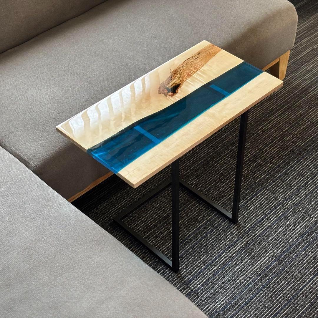 ミニテーブル サイドテーブル デスク リバー レジン 一枚板 アイアン 北欧