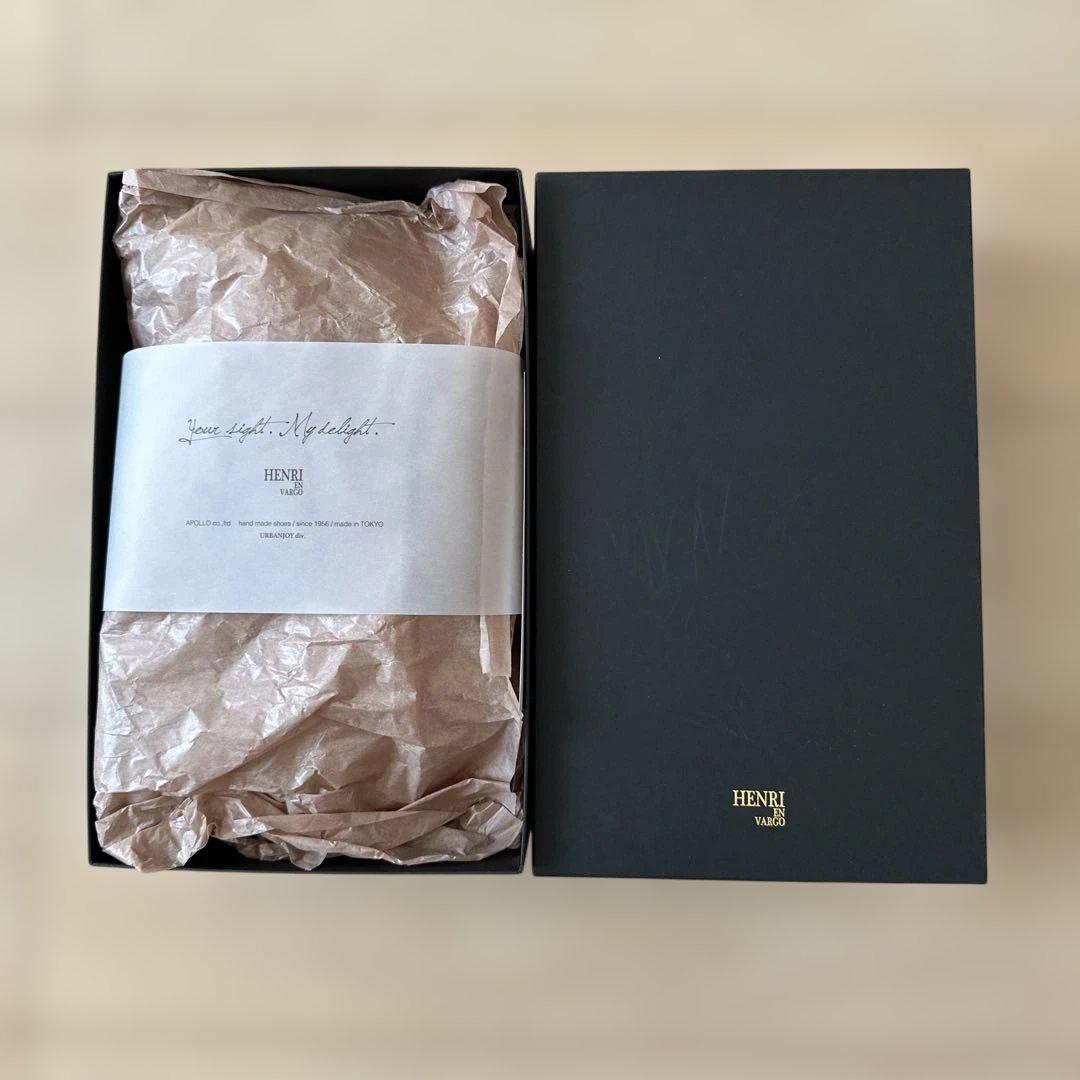 【HENRI EN VARGO(ヘンリエンヴァーゴ)】 パンプス　新品、未使用