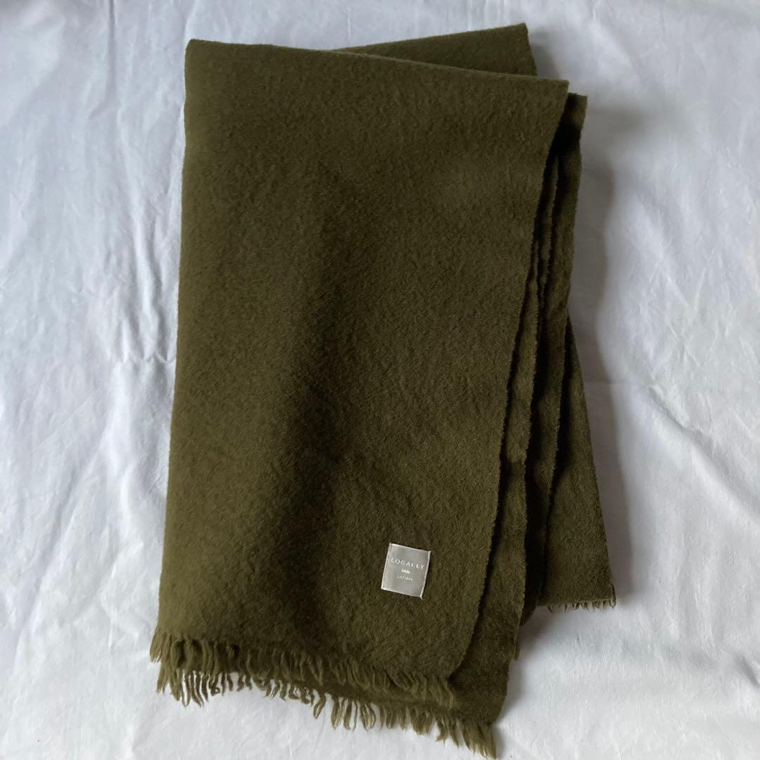 美品　locally muji stole 縮絨ウール カーキ　ストール