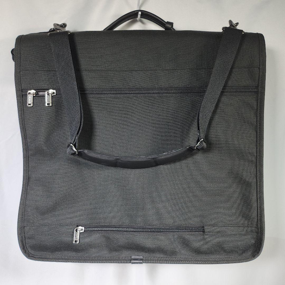 TUMI ガーメントケース