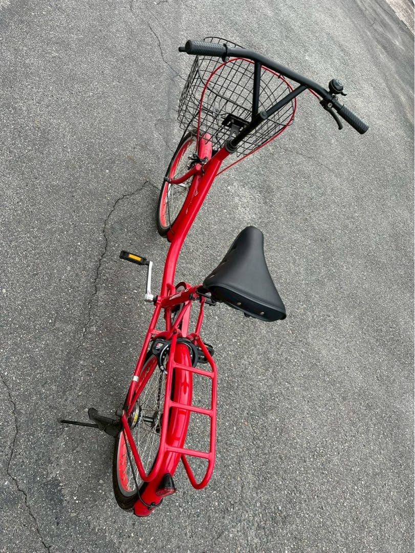 coccinelle 自転車 赤 レトロ おしゃれ コンパクト車【引き取り】