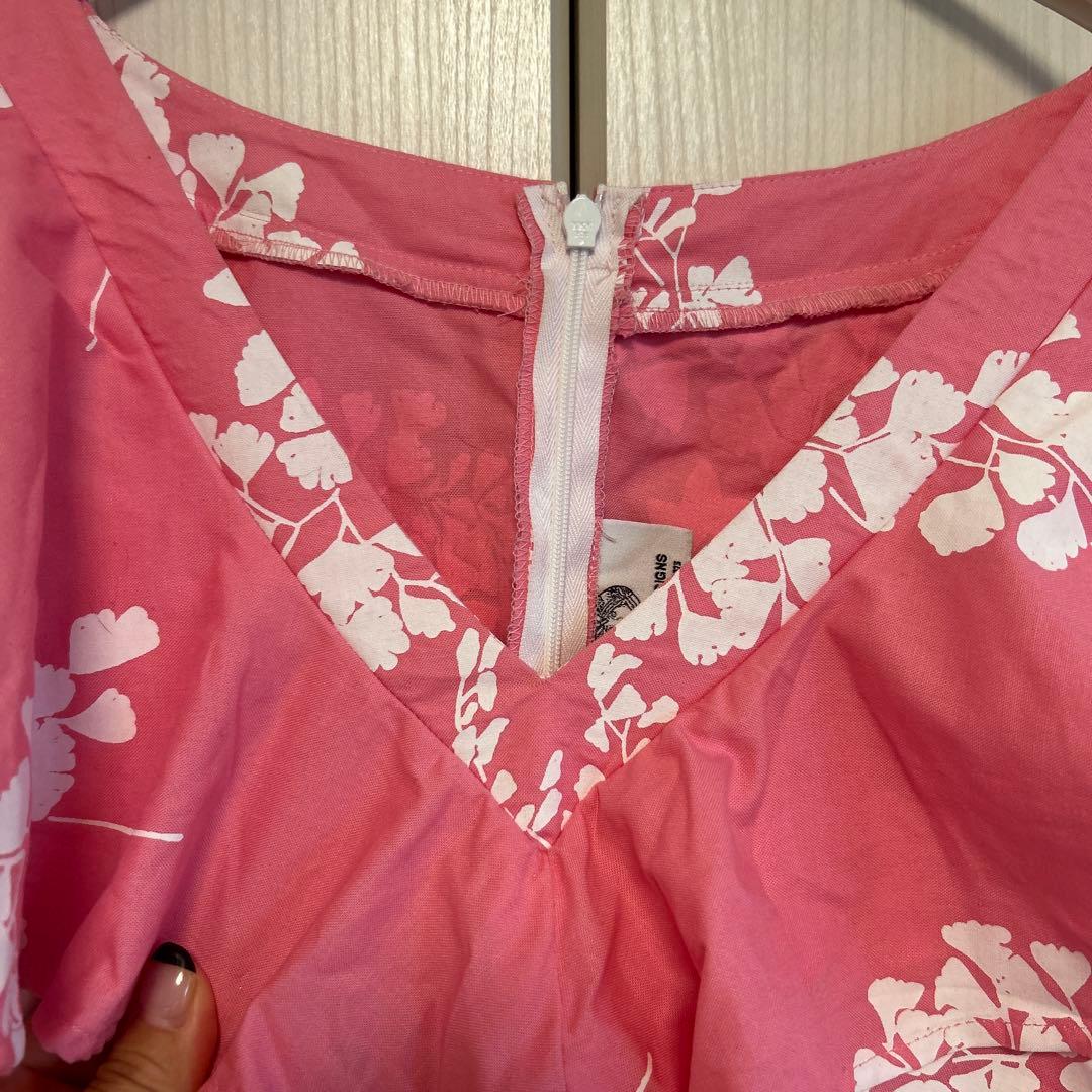 【入手困難！】ナケウアヴァイ　 ピンクワンピース