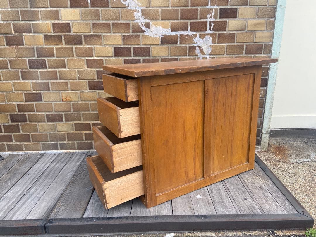 限定セール✰チェストサイドボード引き出し棚　アンティークヴィンテージ　昭和レトロ