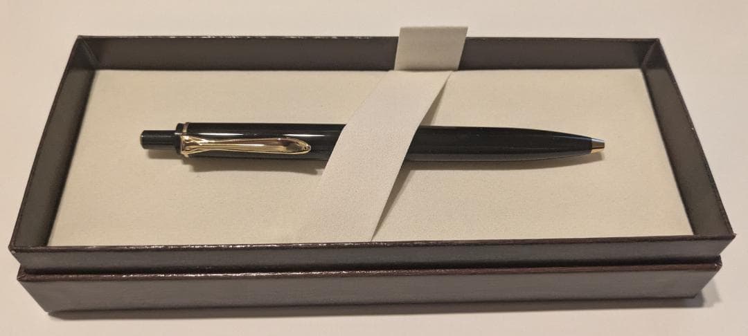 ペリカン ボールペン クラシック K200 ブラック 新品・ケース付き