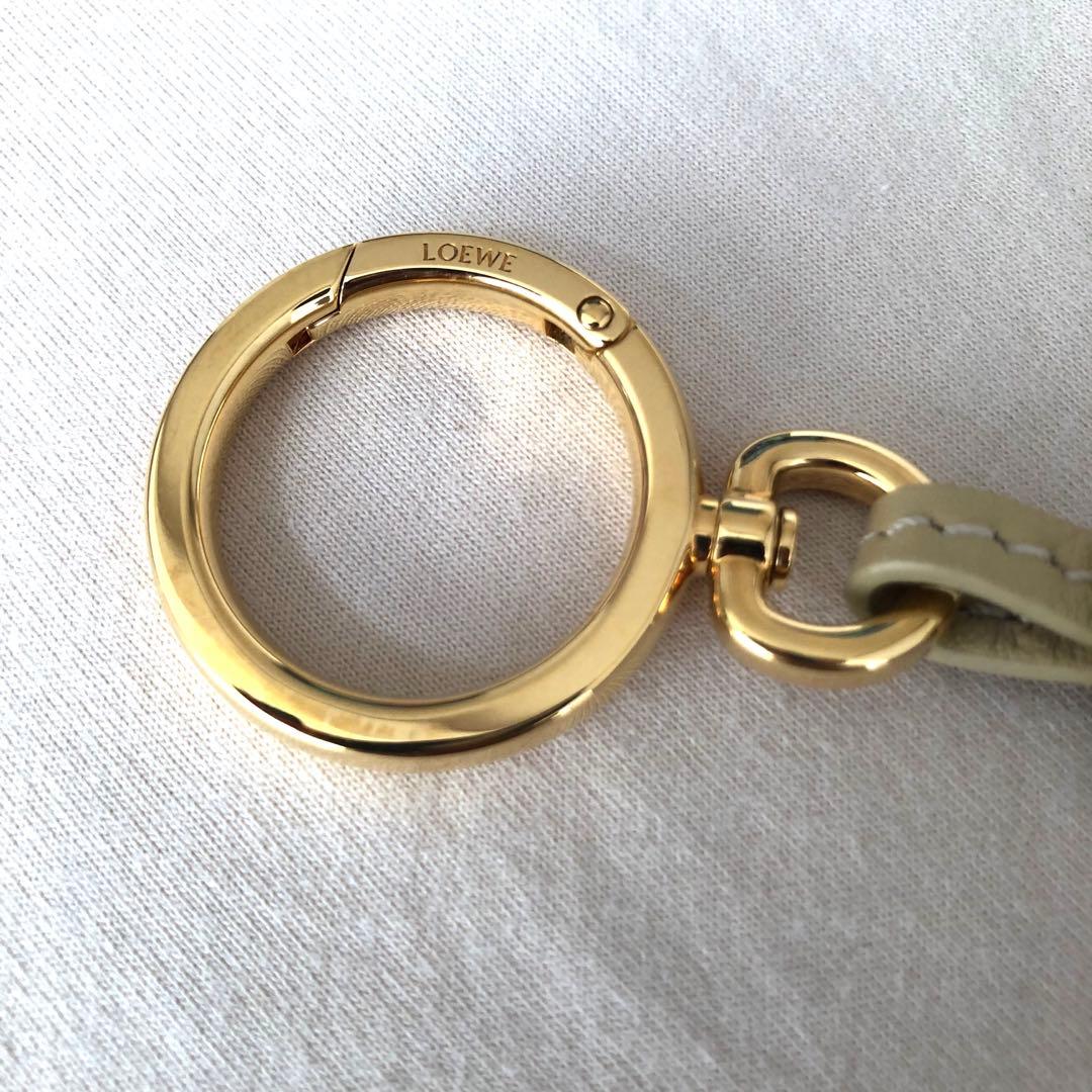 【新品未使用】ロエベ LOEWE キーリング ダークイエロー アナグラム 箱あり