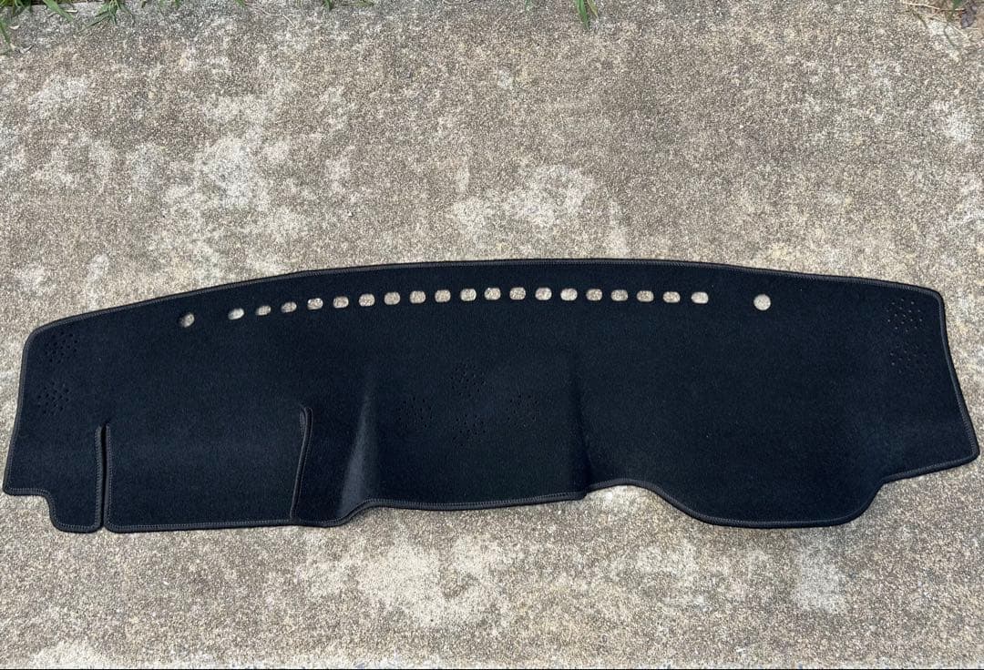 トヨタ ランドクルーザー プラド 150系 ダッシュボードマット