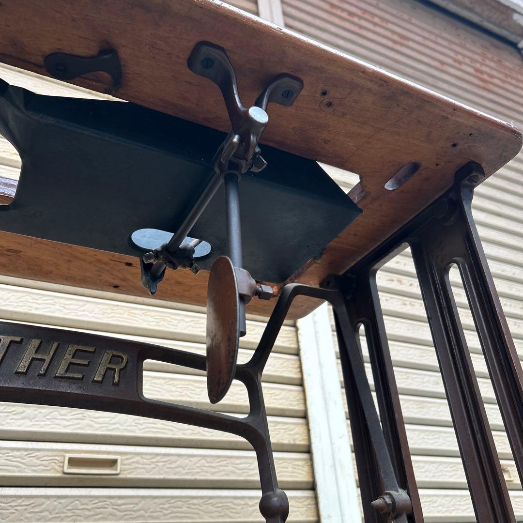 BROTHER ブラザー　ミシン台　アンティーク　インテリア　リメイク　テーブル