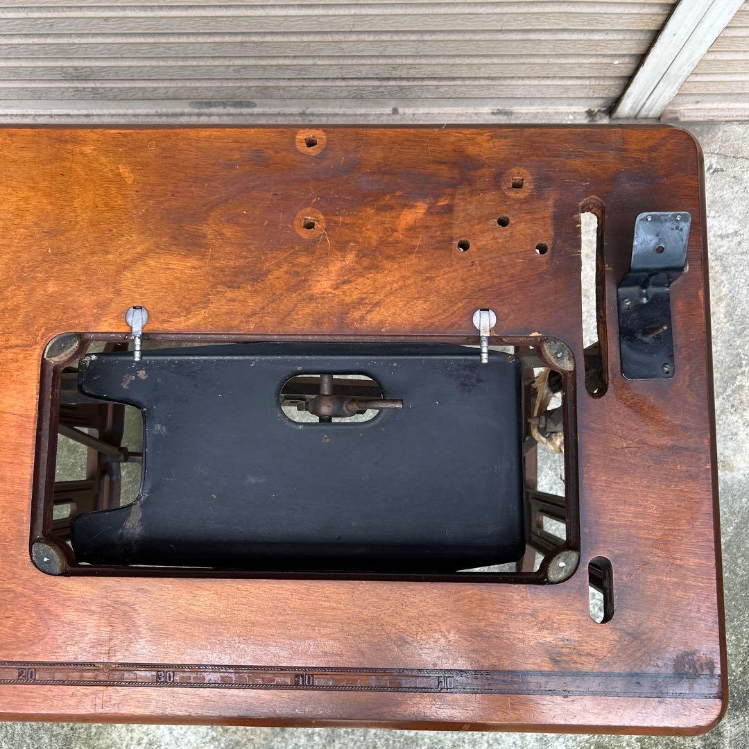 BROTHER ブラザー　ミシン台　アンティーク　インテリア　リメイク　テーブル