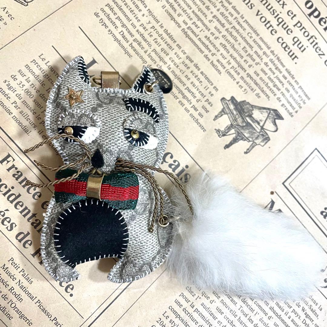 グッチ グッチョリ キーホルダー ネコ GUCCI チャーム 猫