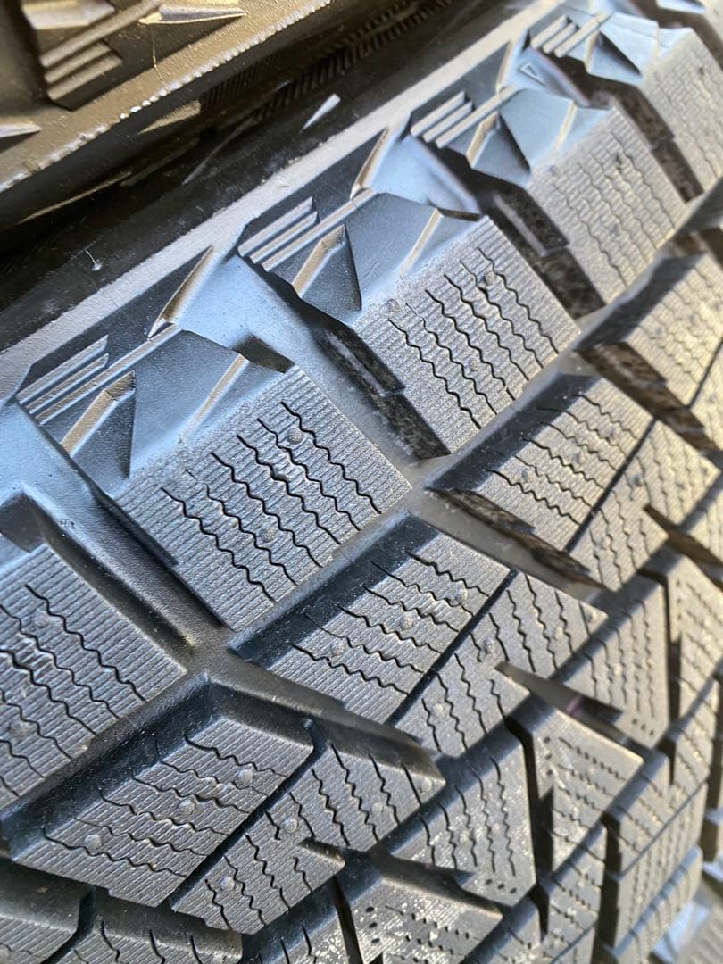 BRIDGESTONE BLIZZAK 235/55/19 4本セット