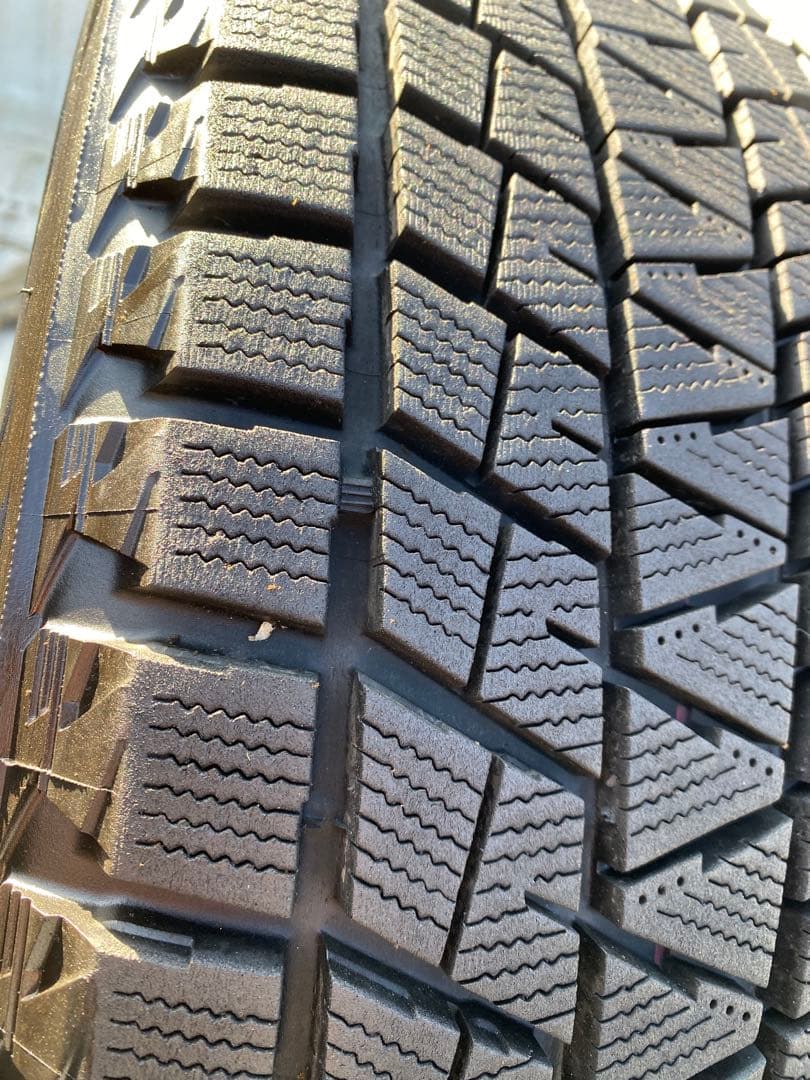 BRIDGESTONE BLIZZAK 235/55/19 4本セット