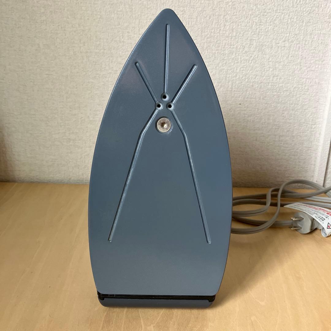 デロンギ ボイラー内蔵型 スチームアイロン 6299/2N DeLongh