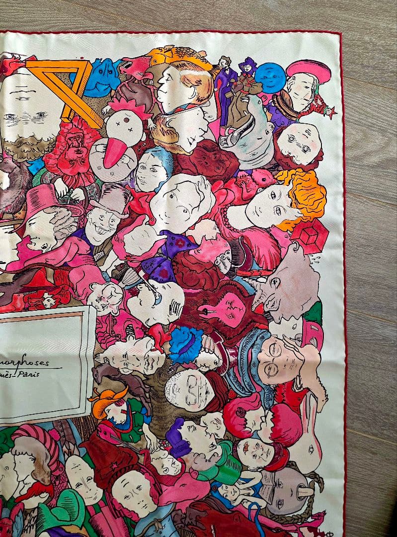 HERMES エルメス　morphoses　メタモルフォーゼ 　カレ９０