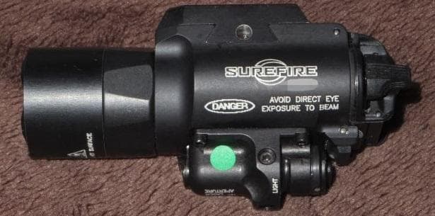 ハ*ン様 SUREFIRE X400 レーザーフラッシュ 一体型 ライトウェポン