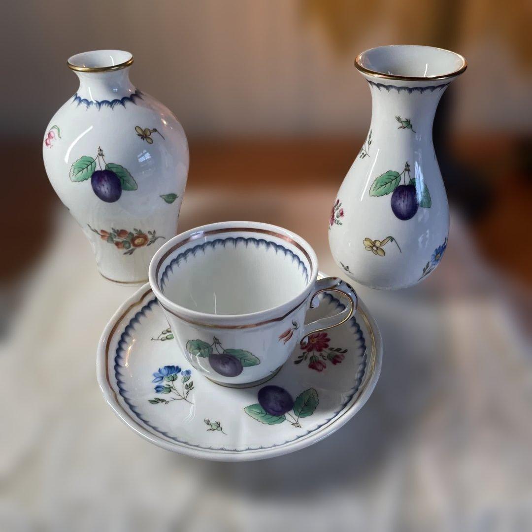 ジノリ フルーツ装飾の陶磁器ティーセット他二点